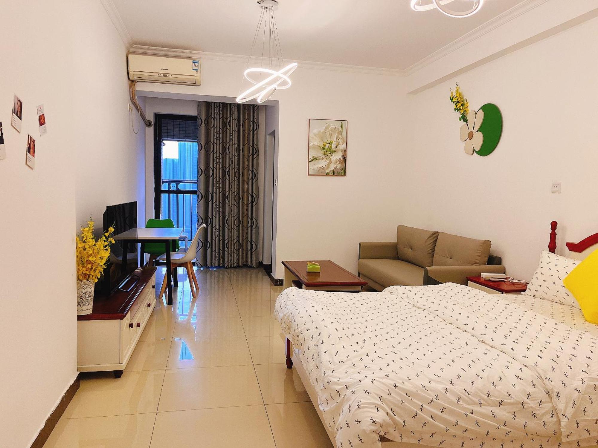 Yoyo Youth Apartment Гуанджоу Екстериор снимка