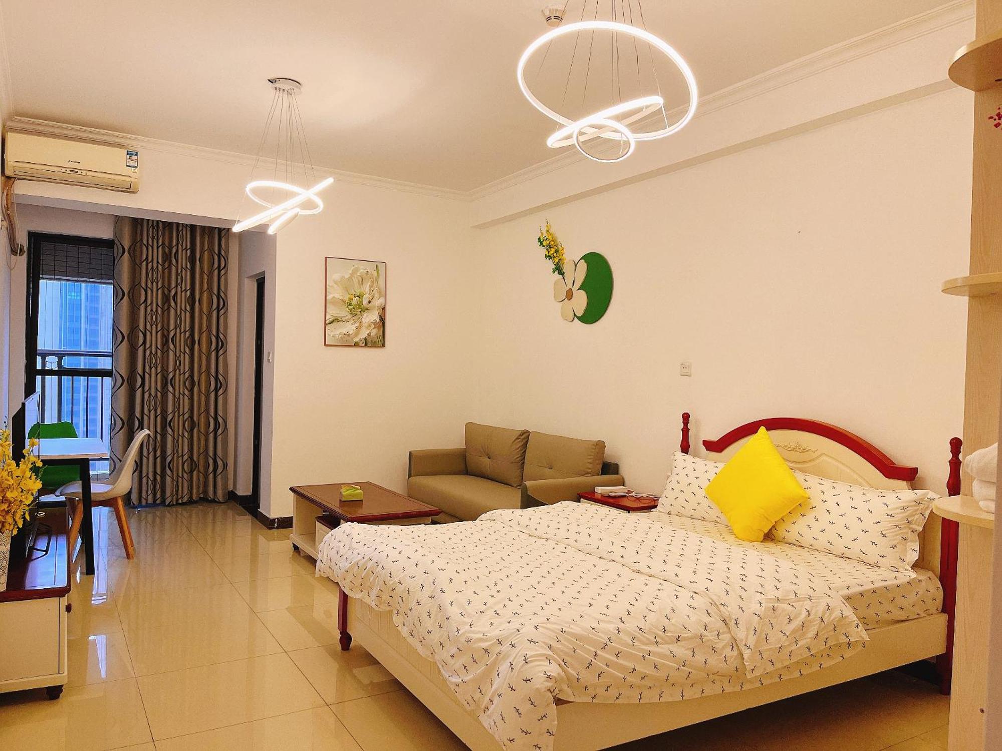 Yoyo Youth Apartment Гуанджоу Екстериор снимка