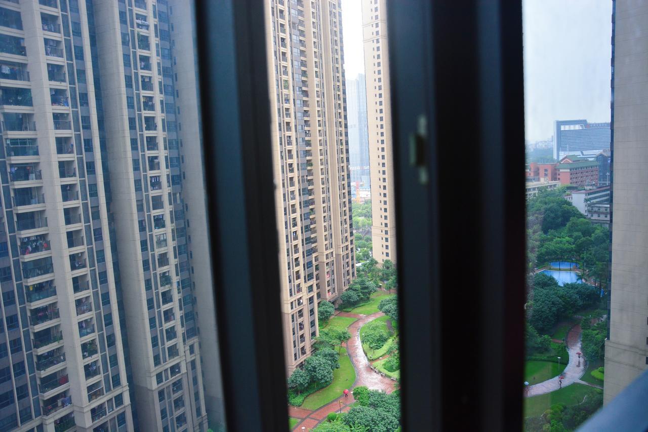 Yoyo Youth Apartment Гуанджоу Екстериор снимка
